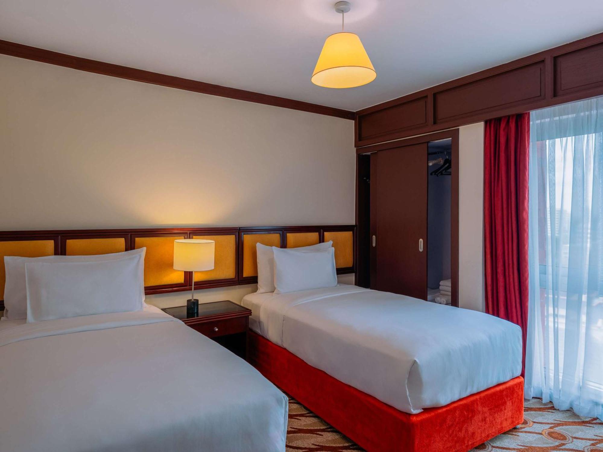 Moevenpick Hotel & Residences Nairobi Bagian luar foto