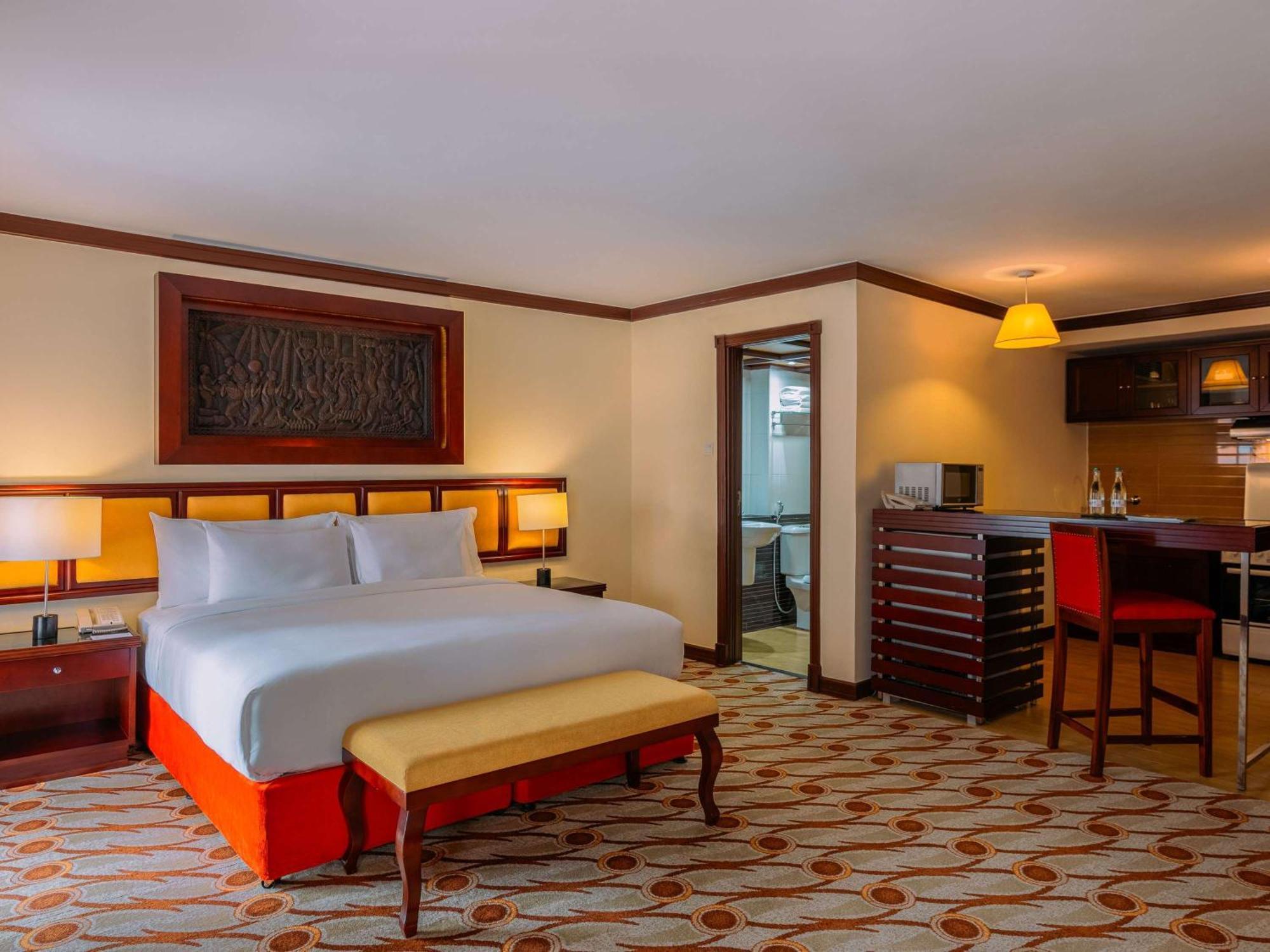 Moevenpick Hotel & Residences Nairobi Bagian luar foto