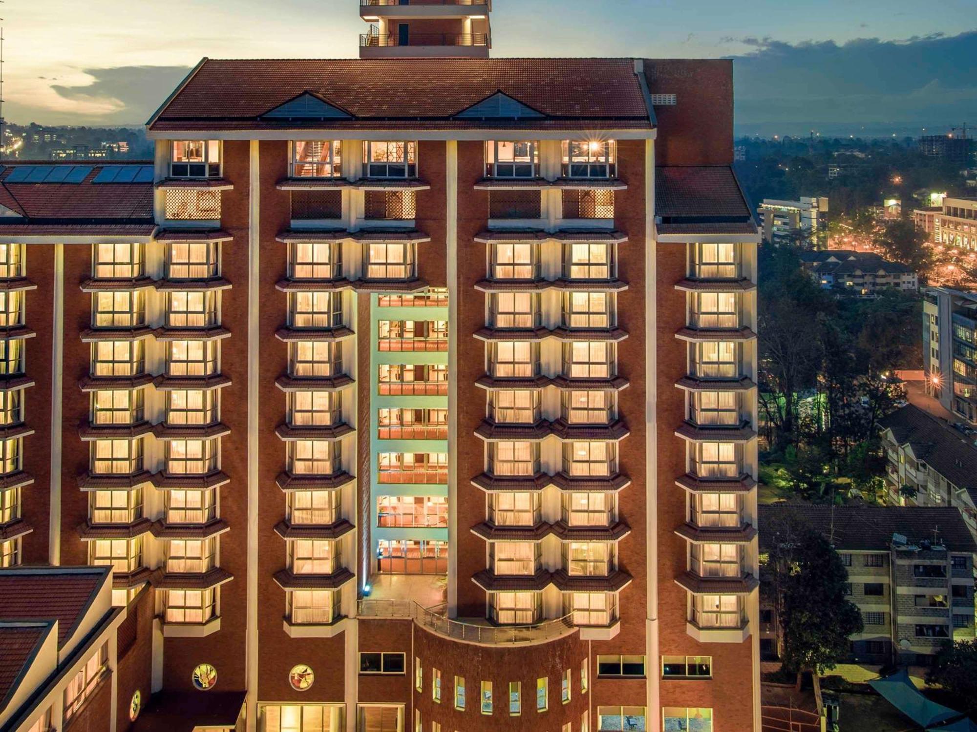 Movenpick Hotel & Residences Nairobi Bagian luar foto