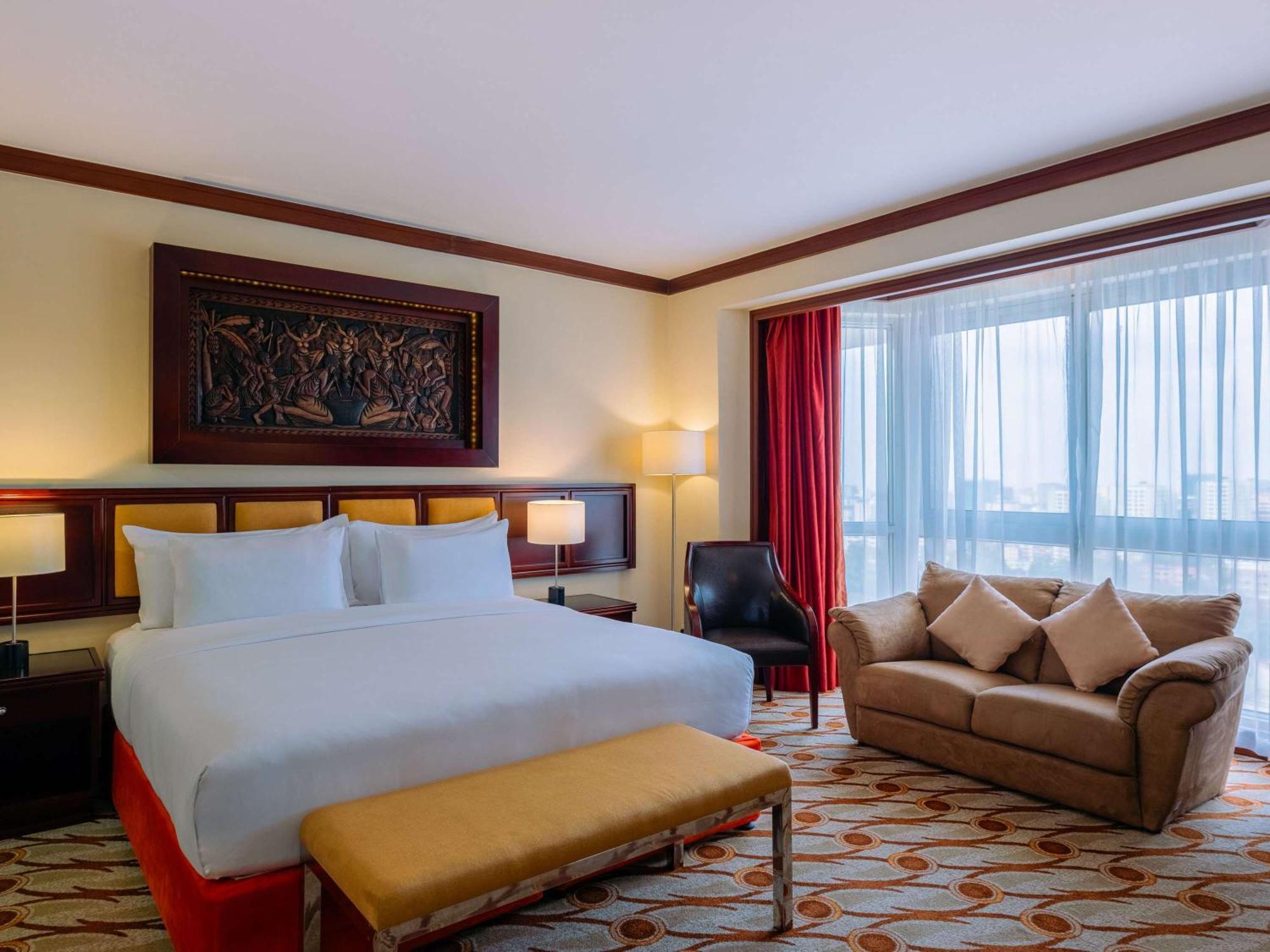 Moevenpick Hotel & Residences Nairobi Bagian luar foto