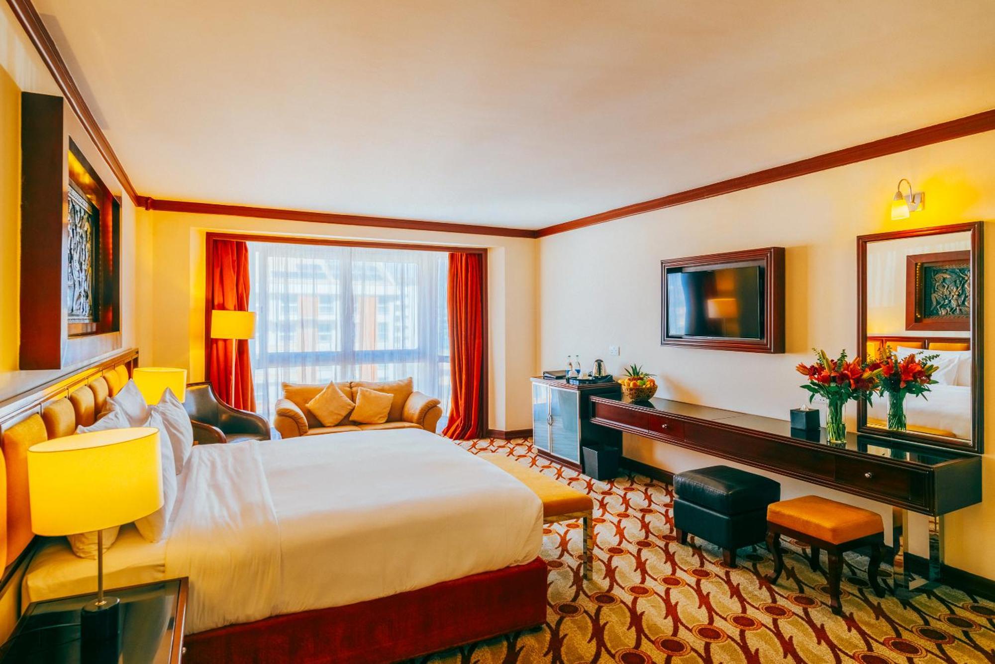 Moevenpick Hotel & Residences Nairobi Bagian luar foto