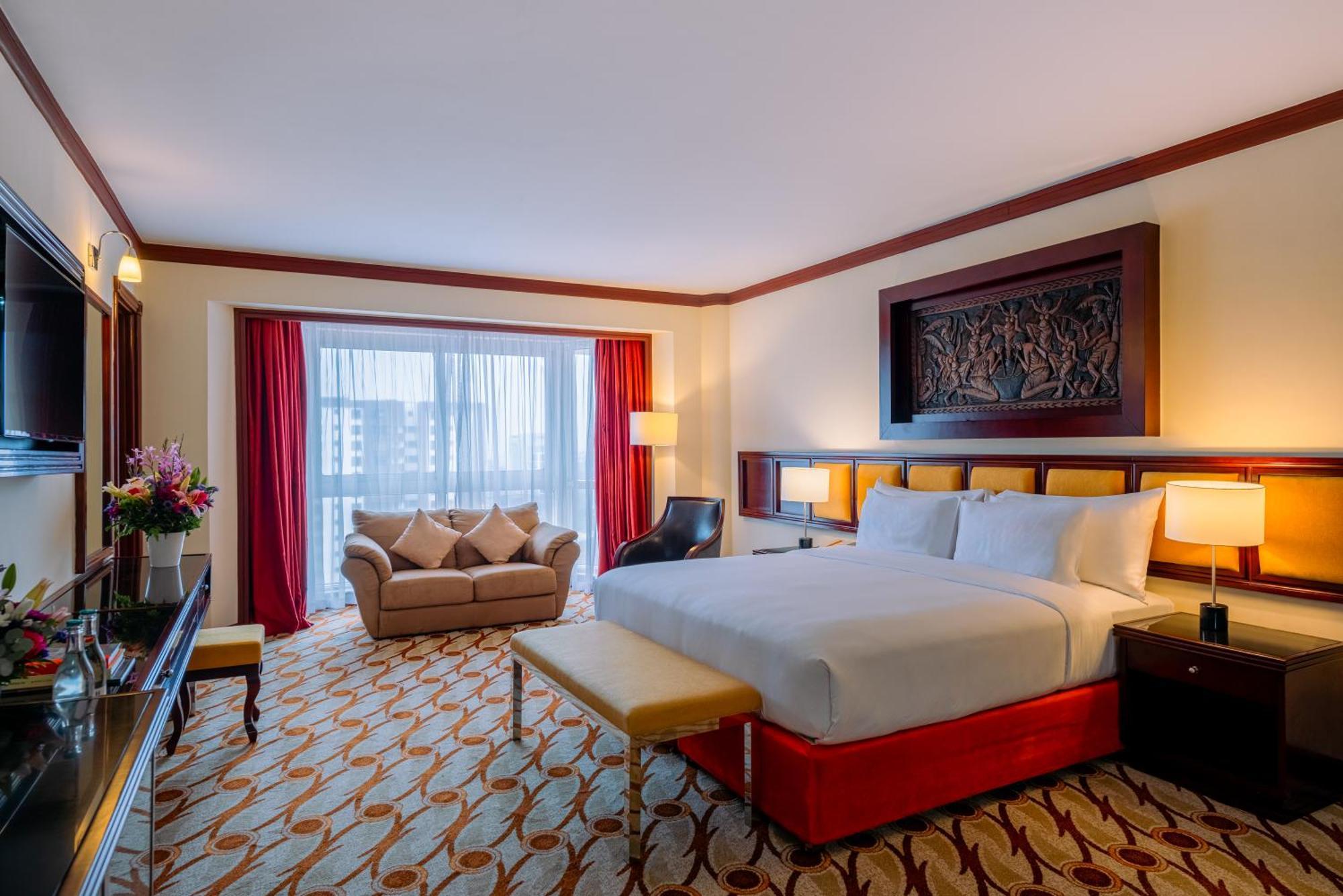 Moevenpick Hotel & Residences Nairobi Bagian luar foto